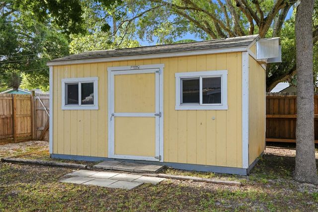 5211 7TH AVENUE N, St Petersburg, FL 33710