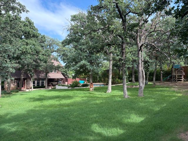 1212 Vera Lane, Kennedale, TX 76060