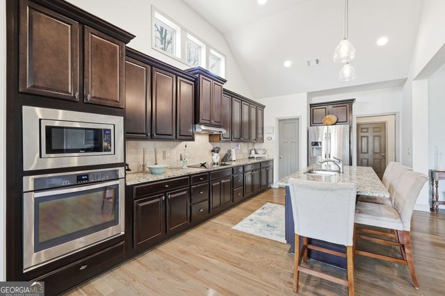 56 Creek Side Court, Jefferson, GA 30549