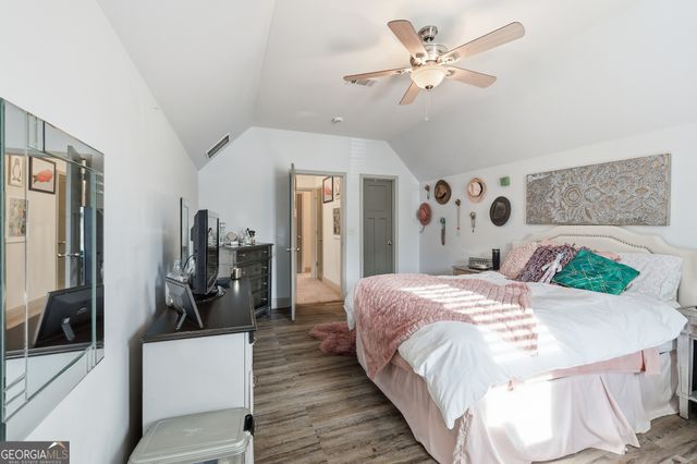 56 Creek Side Court, Jefferson, GA 30549