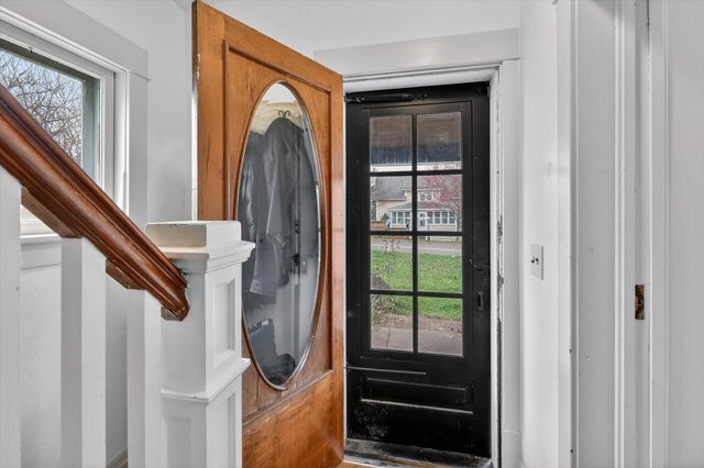 57223 S Main Street, Mattawan Vllg, MI 49071