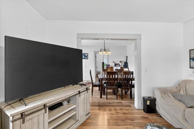 57223 S Main Street, Mattawan Vllg, MI 49071