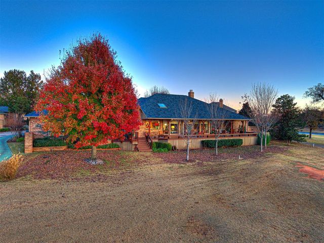 650 E Oak Place, Edmond, OK 73025