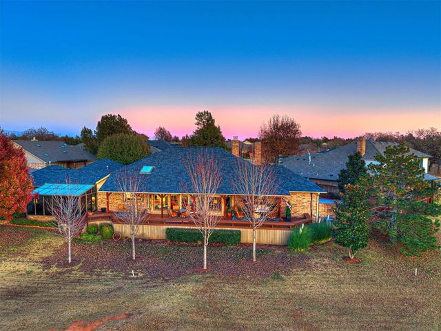 650 E Oak Place, Edmond, OK 73025