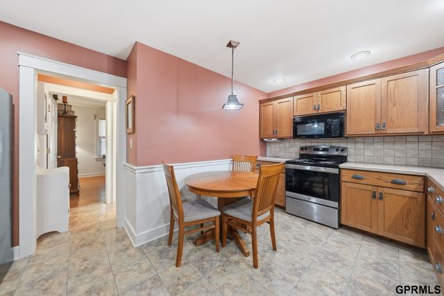 120 S Maple Avenue, Milford, NE 68405