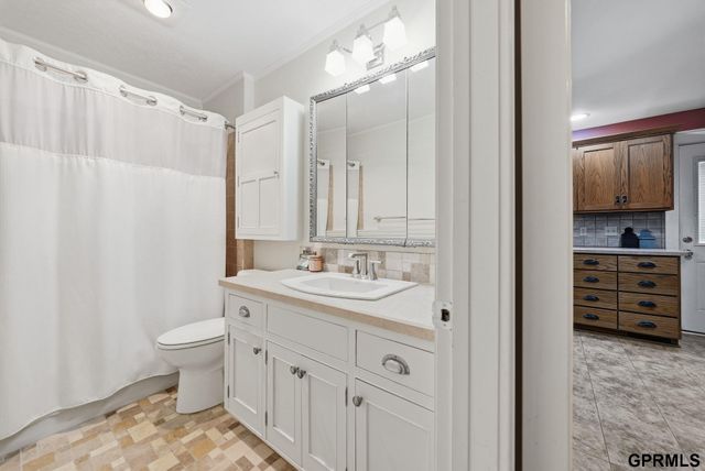 120 S Maple Avenue, Milford, NE 68405