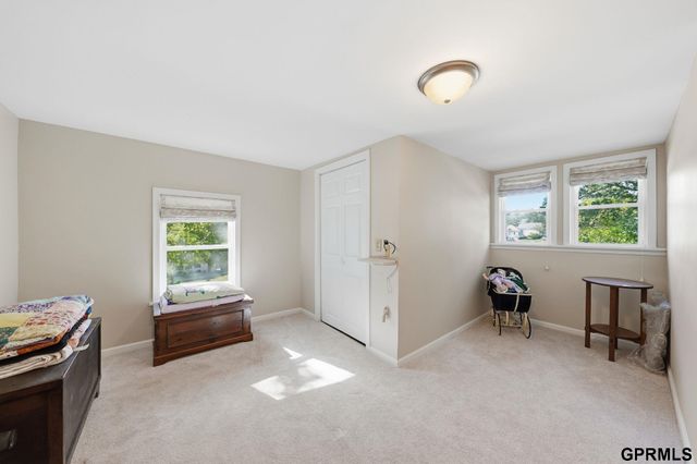 120 S Maple Avenue, Milford, NE 68405