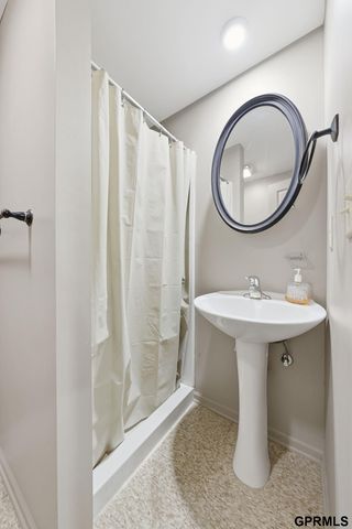 120 S Maple Avenue, Milford, NE 68405