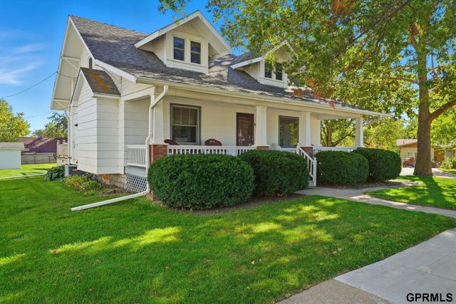 120 S Maple Avenue, Milford, NE 68405