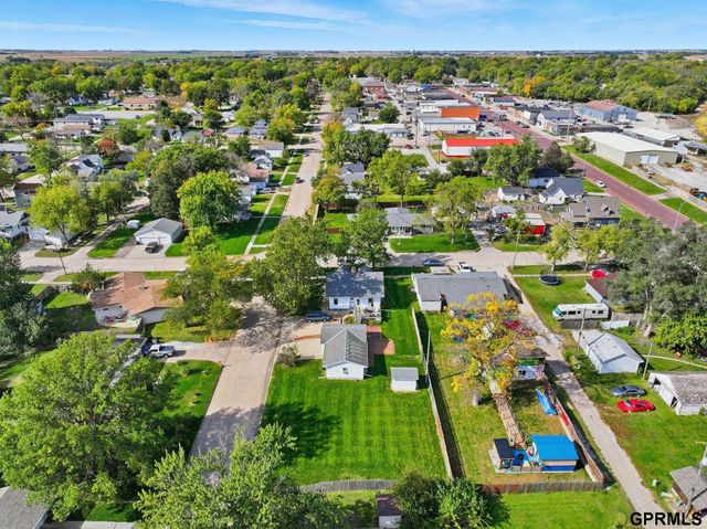 120 S Maple Avenue, Milford, NE 68405