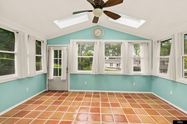 2135 Mullen Road, Omaha, NE 68124
