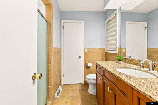 2135 Mullen Road, Omaha, NE 68124