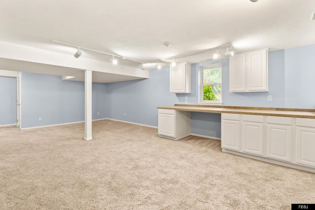 2135 Mullen Road, Omaha, NE 68124