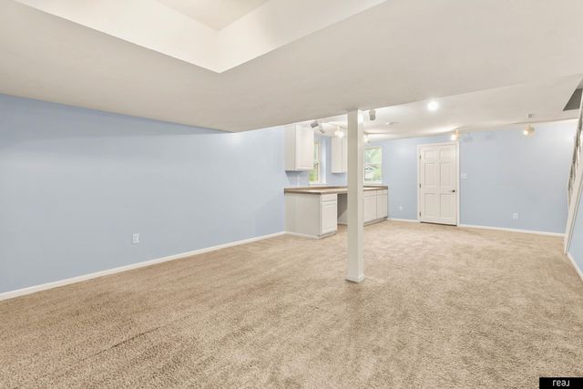 2135 Mullen Road, Omaha, NE 68124