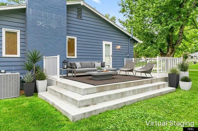 2135 Mullen Road, Omaha, NE 68124