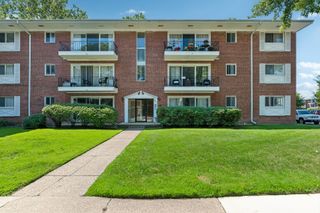 10111 Old Orchard Court 102, Skokie, IL 60076