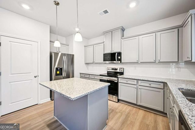 319 Cedar Wood Trace, Winder, GA 30680