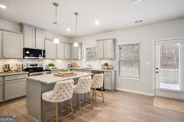 319 Cedar Wood Trace, Winder, GA 30680