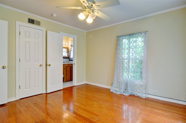 1110 Wade Hampton Street, Benbrook, TX 76126