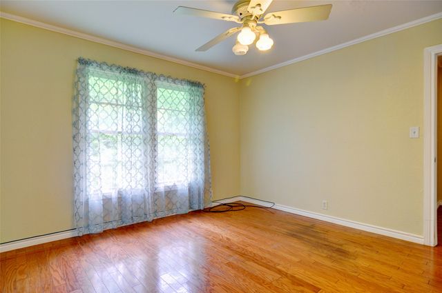 1110 Wade Hampton Street, Benbrook, TX 76126