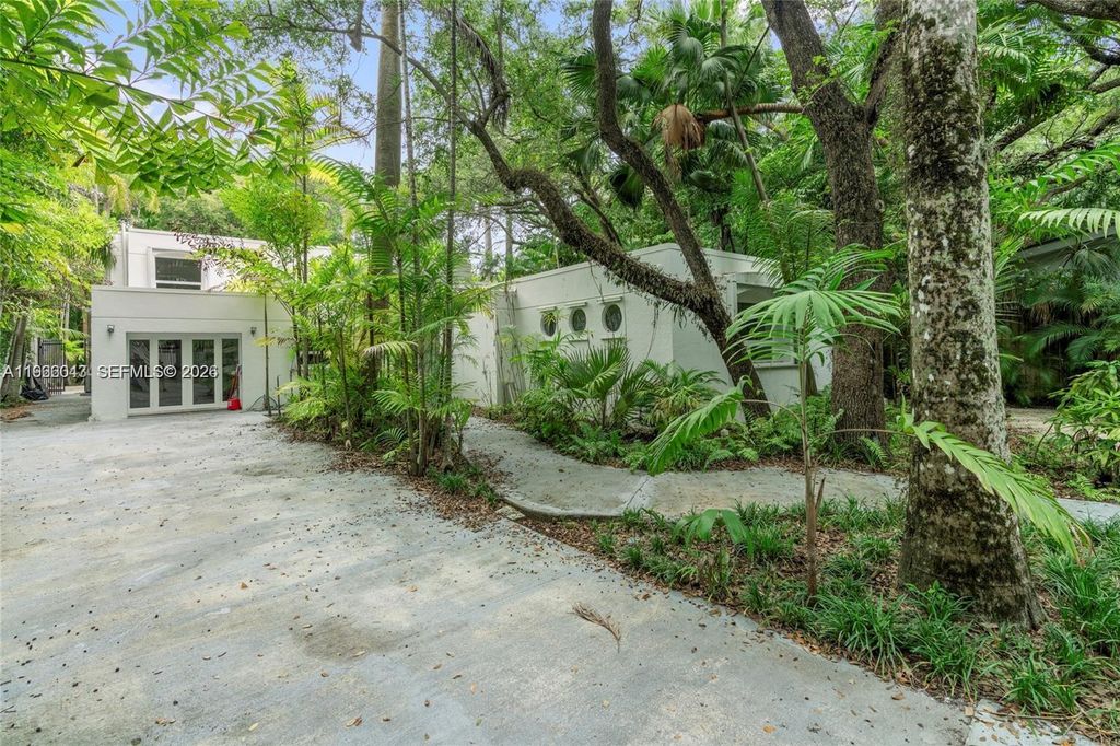1951 Secoffee Street, Miami, FL 33133