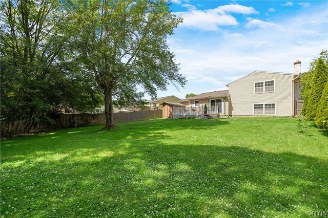 5510 Taormina Drive, Clay, NY 13041