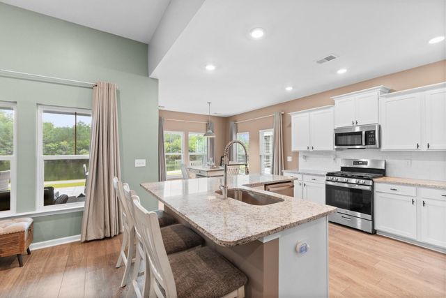 5635 Whitebark Dr., Myrtle Beach, SC 29577