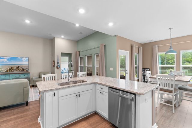 5635 Whitebark Dr., Myrtle Beach, SC 29577