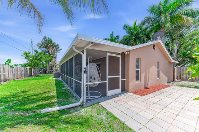 9159 Honeywell Road, Lake Worth, FL 33467