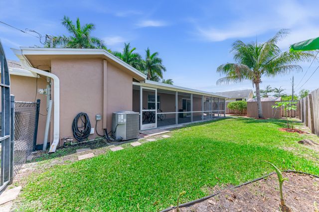 9159 Honeywell Road, Lake Worth, FL 33467