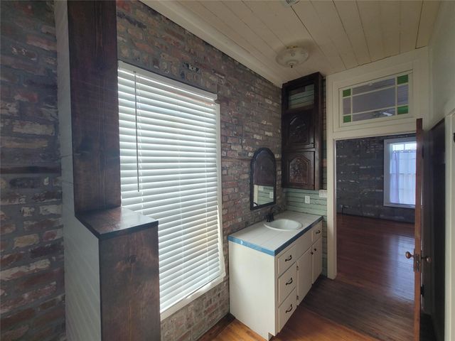 1407 Broadway Street, Galveston, TX 77550