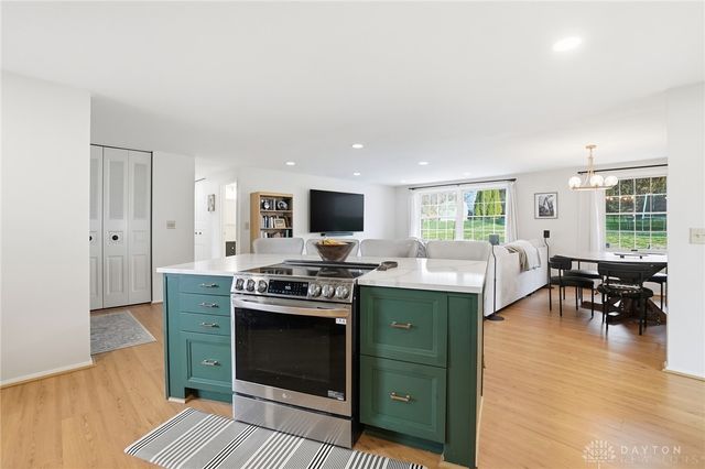 5235 Woodcock Way, Dayton, OH 45424