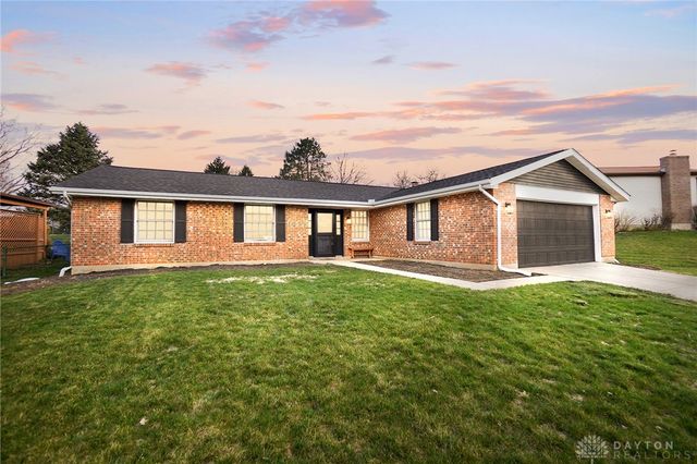 5235 Woodcock Way, Dayton, OH 45424