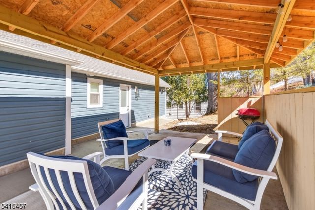 49 Birch Pkwy, Byram Twp., NJ 07871