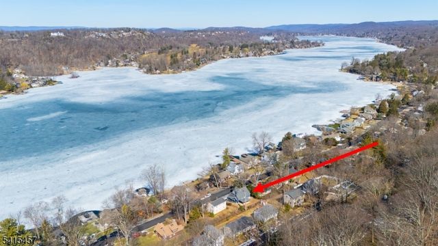 49 Birch Pkwy, Byram Twp., NJ 07871