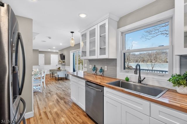 49 Birch Pkwy, Byram Twp., NJ 07871