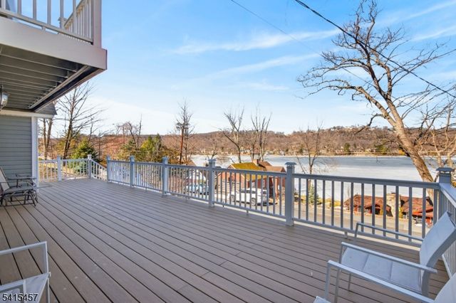 49 Birch Pkwy, Byram Twp., NJ 07871