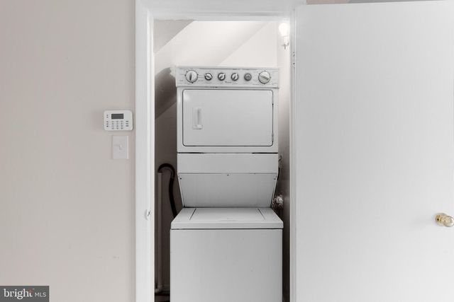 170 LA CASCATA TNHS, Clementon, NJ 08021