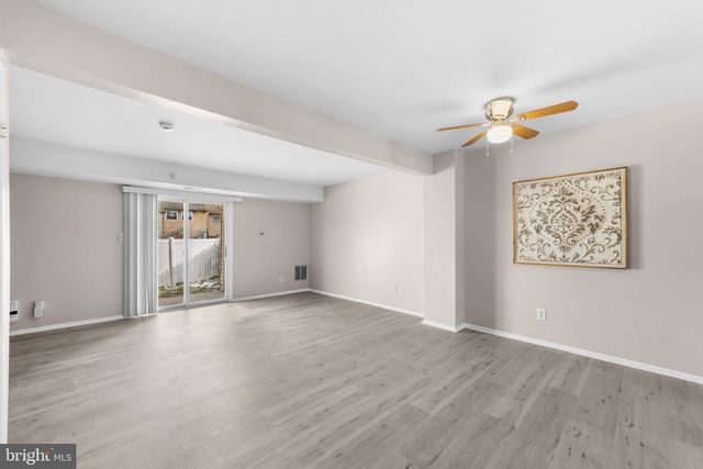 170 LA CASCATA TNHS, Clementon, NJ 08021