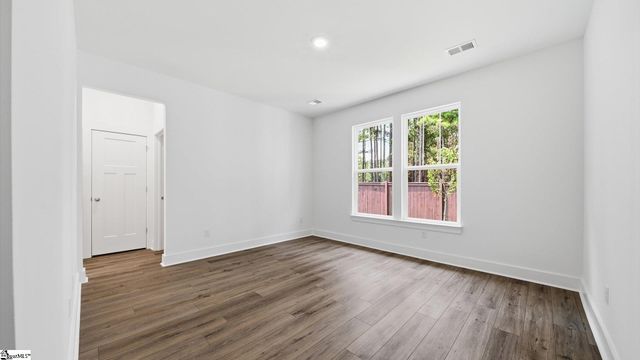 114 Canyon Creek Way, Fountain Inn, SC 29644