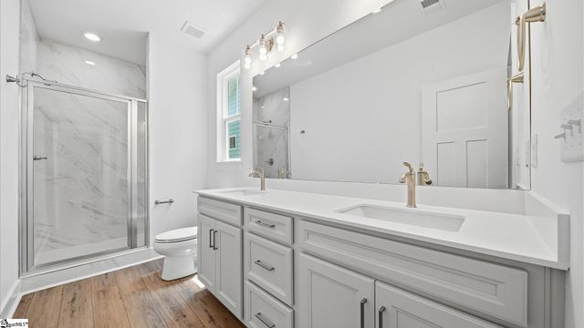 114 Canyon Creek Way, Fountain Inn, SC 29644