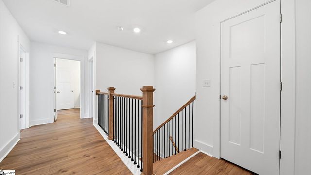 114 Canyon Creek Way, Fountain Inn, SC 29644