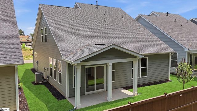 114 Canyon Creek Way, Fountain Inn, SC 29644
