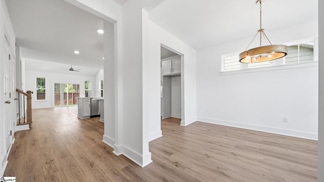 114 Canyon Creek Way, Fountain Inn, SC 29644