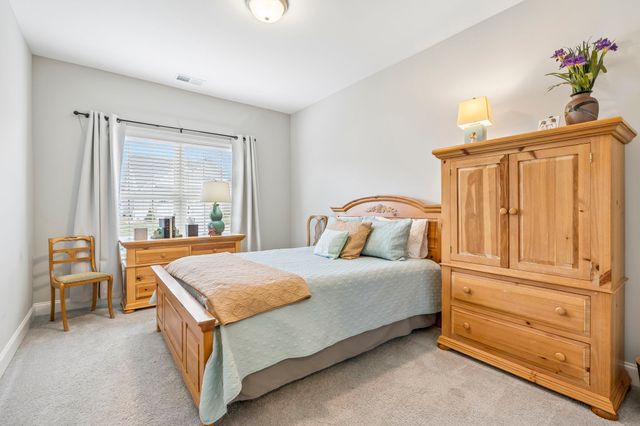 1442 Woodside Dr, Lebanon, TN 37087