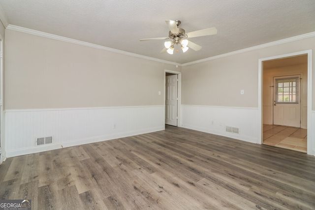 1676 Grayson Parkway, Grayson, GA 30017