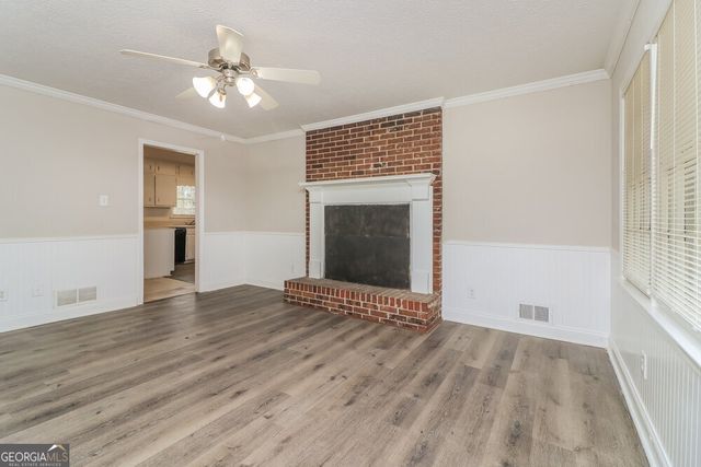 1676 Grayson Parkway, Grayson, GA 30017