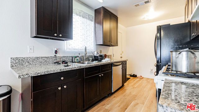 586 San Dimas Street, Hemet, CA 92545