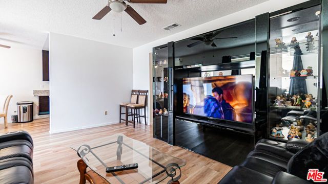 586 San Dimas Street, Hemet, CA 92545