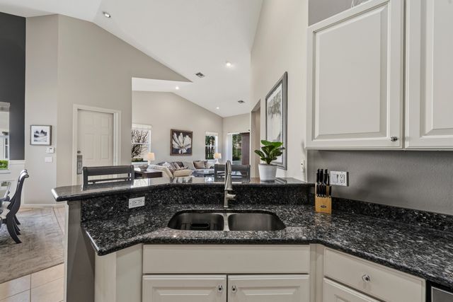 8132 Carnoustie Place, Port St. Lucie, Port St Lucie, FL 34986